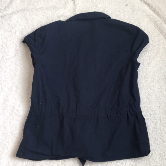 Button down short sleeve top - Picture 2 of 2